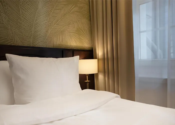 מלון Brovaria Boutique Stary Rynek - Old Town Square 3*