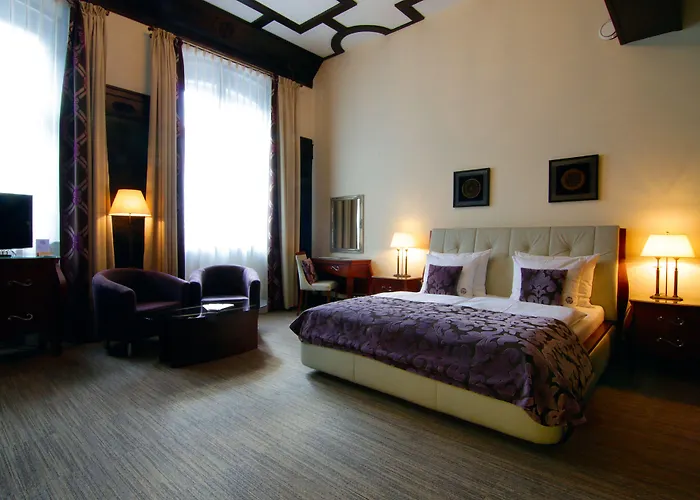 מלון Brovaria Boutique Stary Rynek - Old Town Square 3*