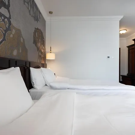 Brovaria Boutique Stary Rynek - Old Town Square Hotel 3*