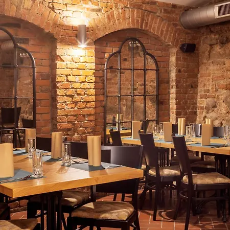 Brovaria Boutique Hotel Stary Rynek - Old Town Square Hotel 3*