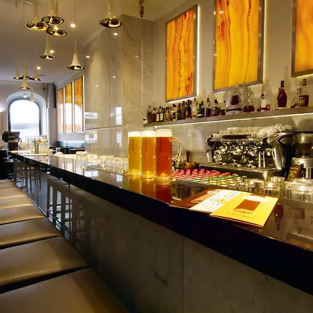 Brovaria Boutique Hotel Stary Rynek - Old Town Square Hotel 3*