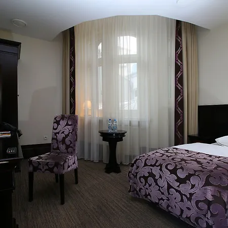Brovaria Boutique Hotel Stary Rynek - Old Town Square 3*