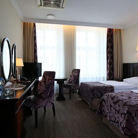 Brovaria Boutique Hotel Stary Rynek - Old Town Square Hotel