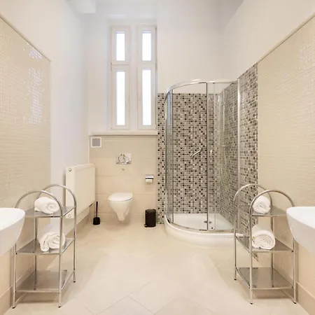 Brovaria Boutique Hotel Stary Rynek - Old Town Square