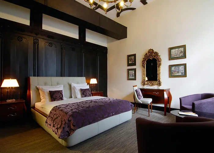 Brovaria Boutique Hotel Stary Rynek - Old Town Square Hotel 3*